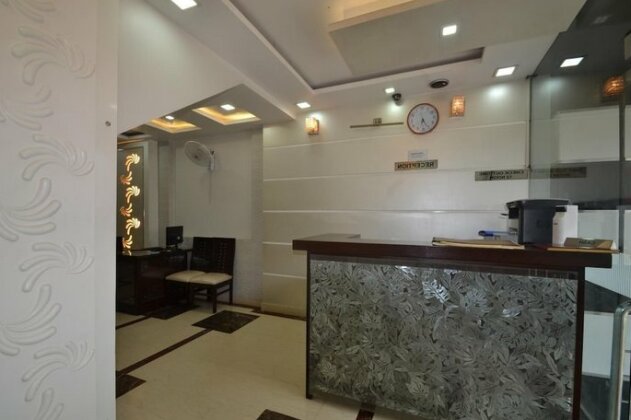 Hotel Central Residency - Photo5