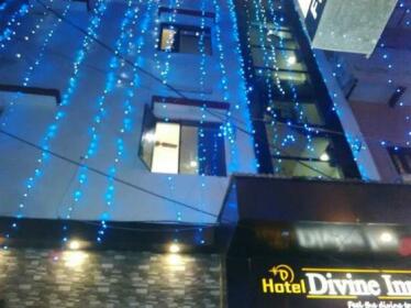Hotel Divine Inn Varanasi
