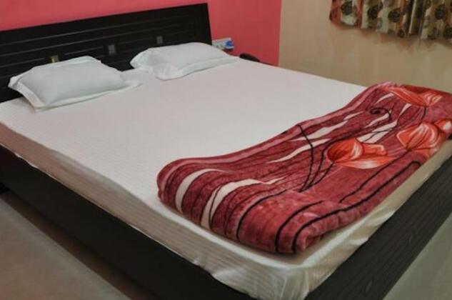 Hotel HKJ Palace - Photo4
