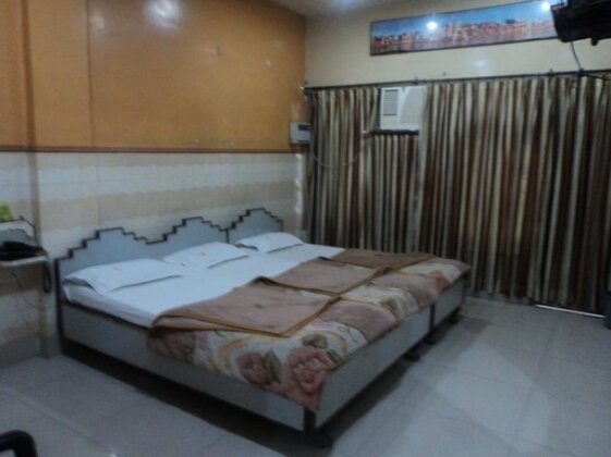 Hotel Jyoti Varanasi - Photo2