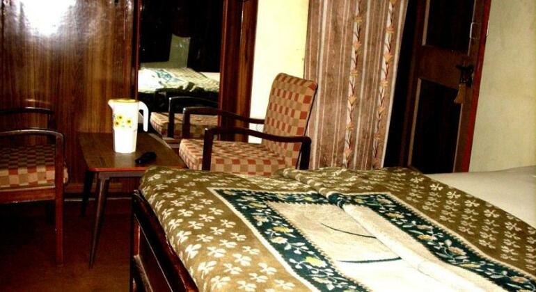 Hotel Natraj Varanasi - Photo4
