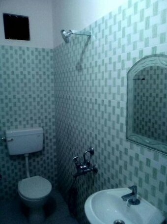 Hotel Parth Varanasi - Photo2