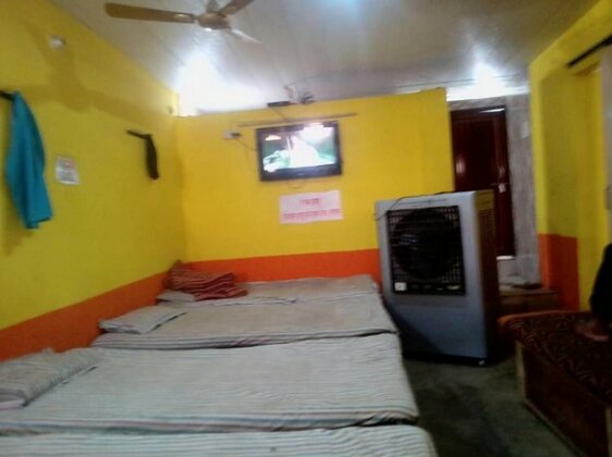 Hotel Parth Varanasi - Photo4