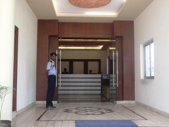 Hotel Regency Varanasi - Photo2
