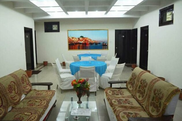 Hotel Sahu - Photo3