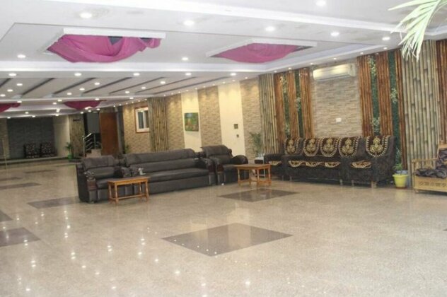 Hotel Sarweshwary - Photo3