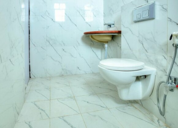 Hotel UD ASSI Inn Varanasi - Photo5