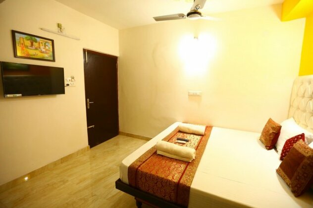 Hotel Yash Residency - Photo4