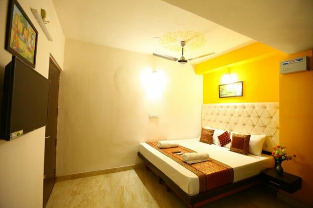 Hotel Yash Residency - Photo5
