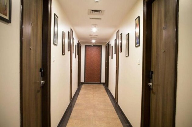 Jade Inn Hotel - Photo3