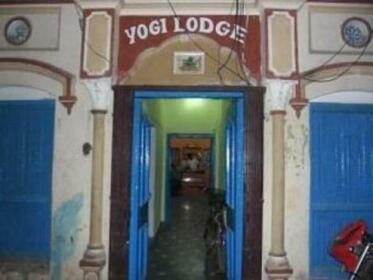 Old Yogi Lodge