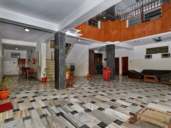 OYO 1294 Hotel Padmini International - Photo3