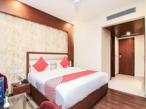 OYO 15351 Hotel Awadh palace - Photo2