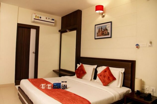 OYO 2244 Hotel Premiere Villa - Photo2