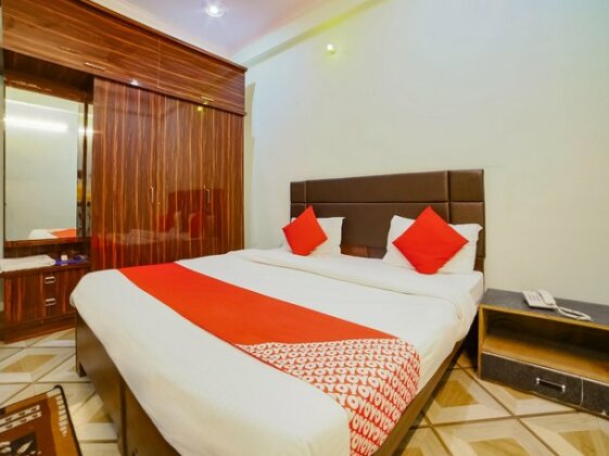 OYO 24834 Rs Residency - Photo2