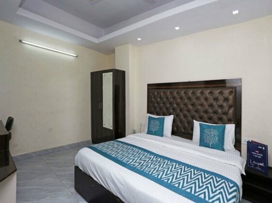 OYO 2807 Hotel Crosswinds Residency - Photo4
