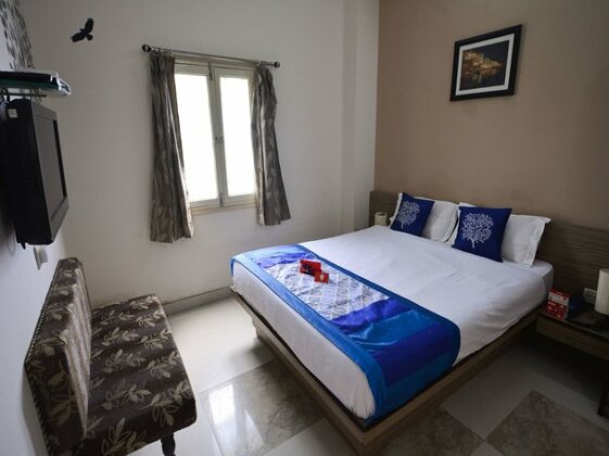 OYO 3996 HKJ Residency - Photo5
