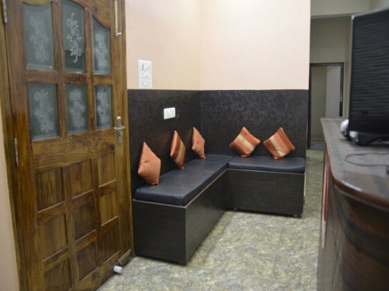 OYO 7622 Varanasi Stays - Photo2