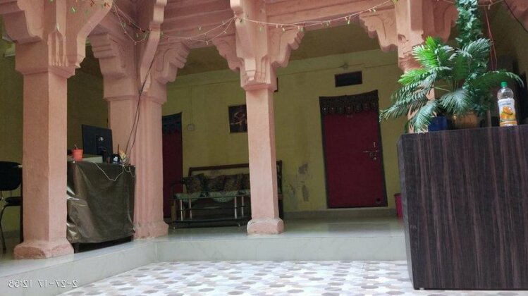 Radha Krishna Home - Photo2