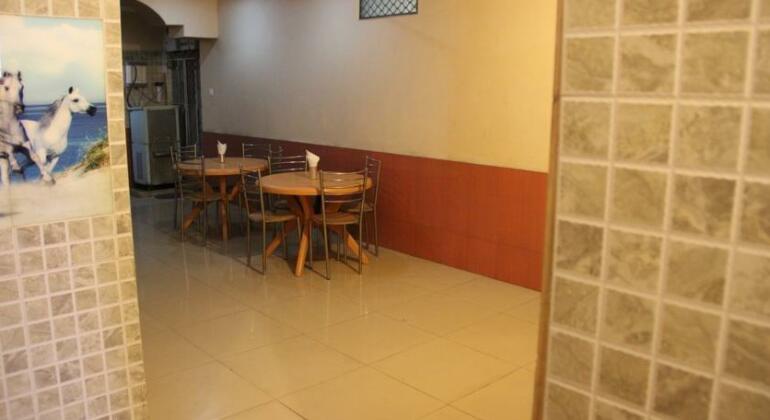 Raj Mahal Hotel - Photo4