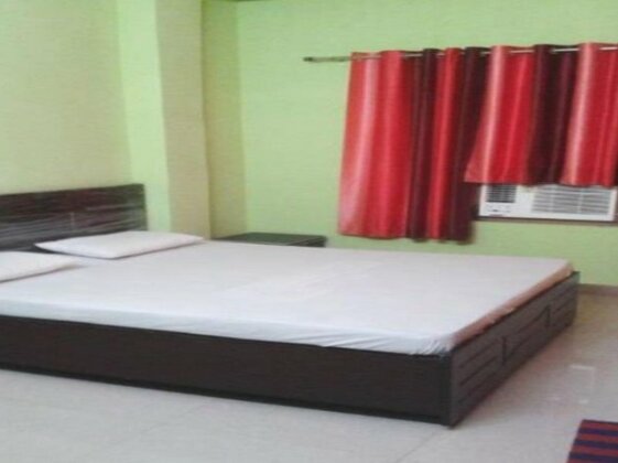 RLJ Guest House - Photo5