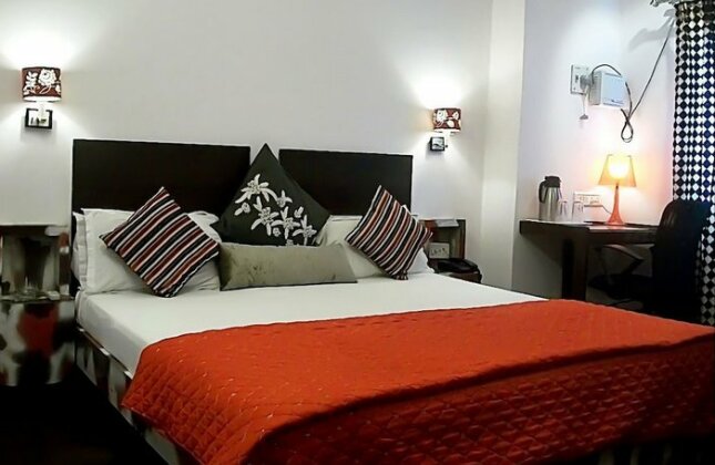 Sarin Inn Boutique Hotel - Photo4