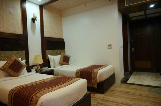 Square Inn Varanasi - Photo3
