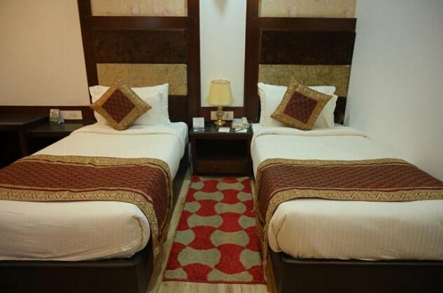 Square Inn Varanasi - Photo4
