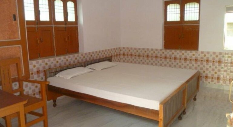 Sri Yoga Mandir - Photo2