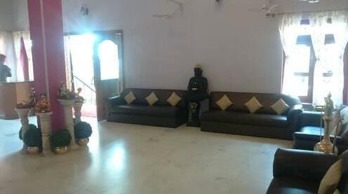 STARiHOTEL Manmandir Ghat - Photo4