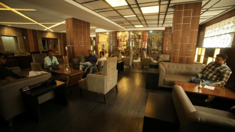 The Amayaa - Photo2