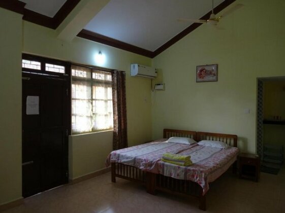 Lobo's Guesthouse - Photo4