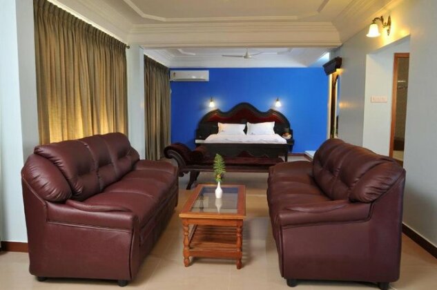 Indraprastha Beach Resort - Photo4