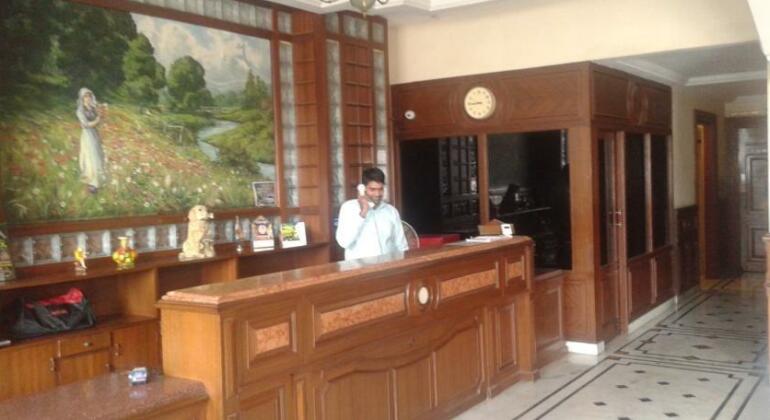 Hotel Aavanaa Inn - Photo2