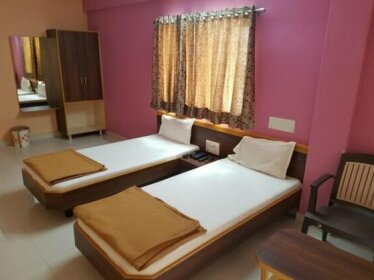 Hotel Rajdhani Veraval