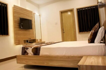Hotel Shri Radhe