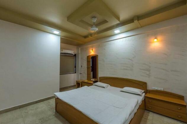 Hotel SukhSagar - Photo2