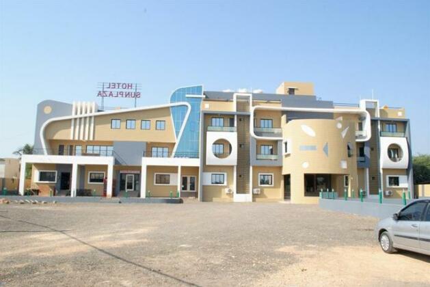 Hotel Sun Plaza Veraval - Photo4