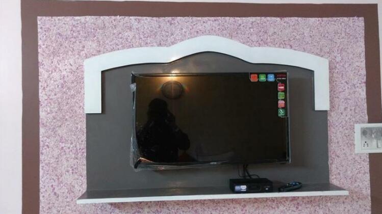 Hotel Surbhi Veraval - Photo2