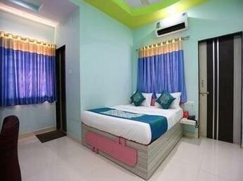 OYO Rooms Railway Station Somnath 1 - Photo4
