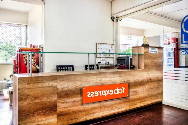 FabExpress Snehitha Inn Mahanadu Road - Photo4