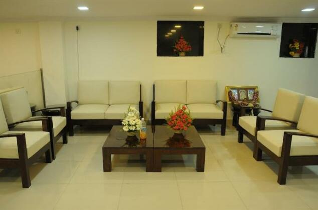 Hotel Executive Inn - Photo4