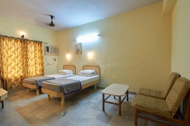 Hotel Sreenivas - Photo2