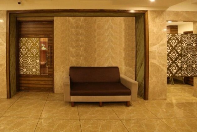 OYO Rooms NTR Health University - Photo3