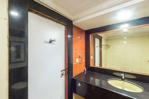 Swarna Palace Hotel - Photo5