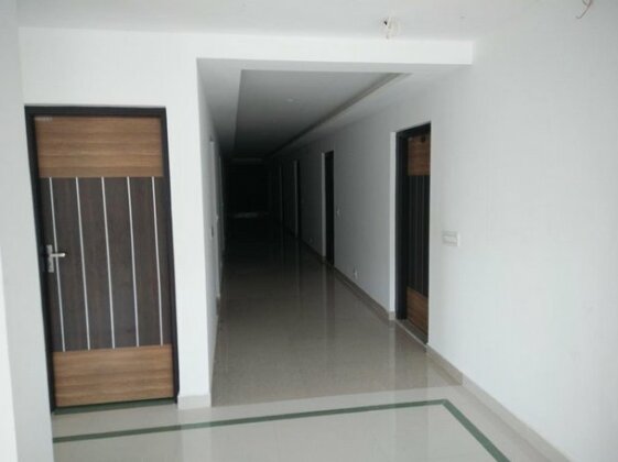White Palace Virarajendrapet - Photo3