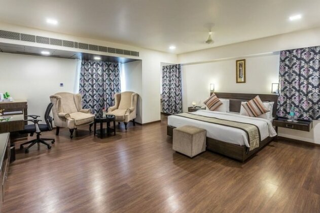 Cygnett Lite Ramachandra - Photo5