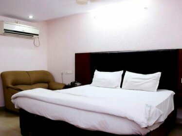 Hotel Amaravathi Residency
