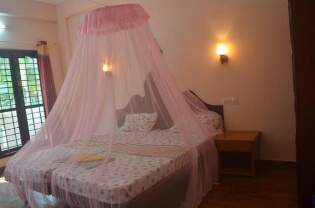 Kaveri Tourist Home - Photo2