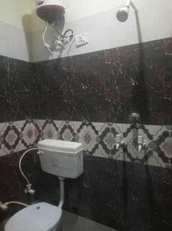 Gayatri palace Vrindavan - Photo3